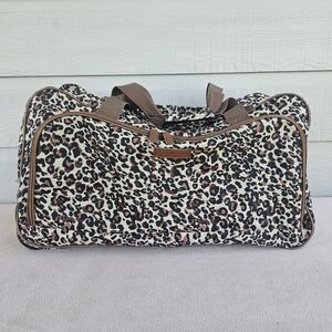 Global Tour Rolling Weekend Duffle Travel Bag Luggage Animal Print Leopard Brown